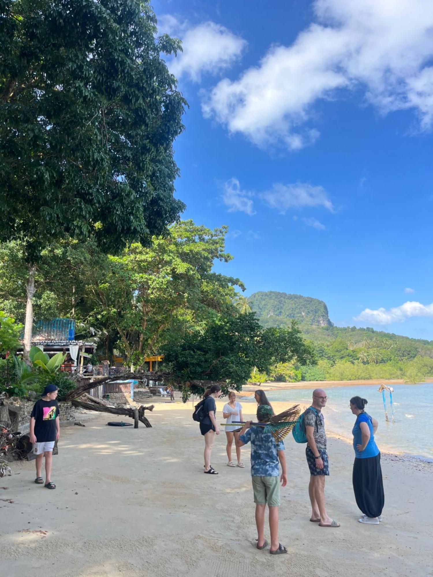 Koh Mook Garden Beach Resort Buitenkant foto