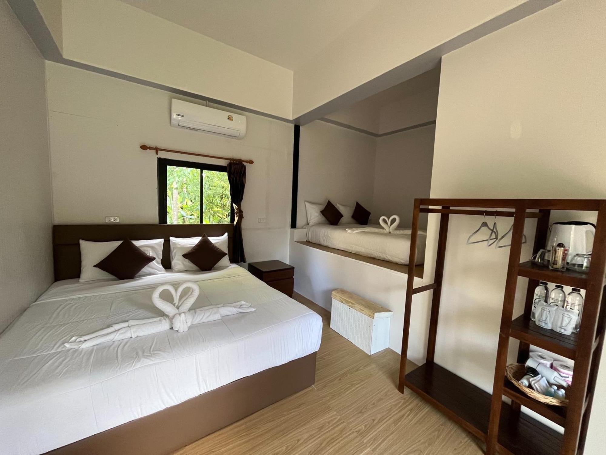 Koh Mook Garden Beach Resort Buitenkant foto